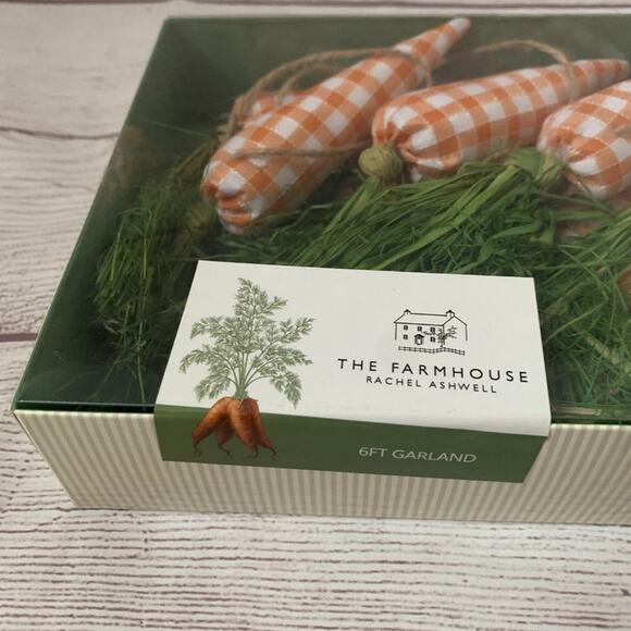 Rachel Ashwell The Farmhouse Plaid Carrot Garland Raffia Leaves Easter D… - Picture 10 of 13